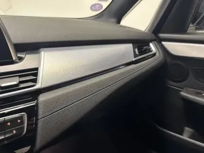 Photo 23 BMW Serie 2 Active Tourer 218i 140 ch DKG7