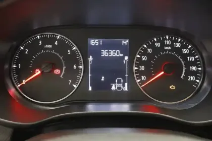 Photo 25 Dacia Sandero  SCe 65