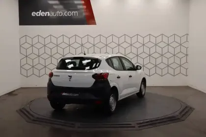 Photo 1 Dacia Sandero  SCe 65