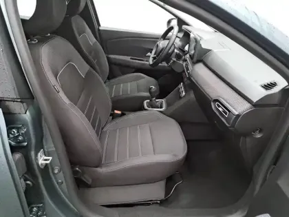 Photo 24 Dacia Sandero  TCe 90 GSR2