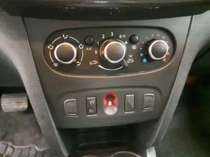 Photo 34 Dacia Sandero  TCe 90 Easy-R