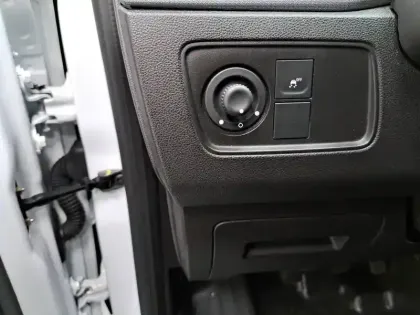 Photo 31 Renault EXPRESS (30) Gén. I Ph1 Confort 4