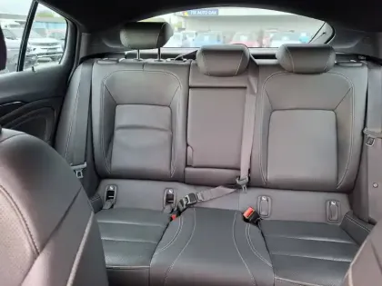 Photo 33 Opel Insignia  Grand Sport 1.5 Turbo 165 ch