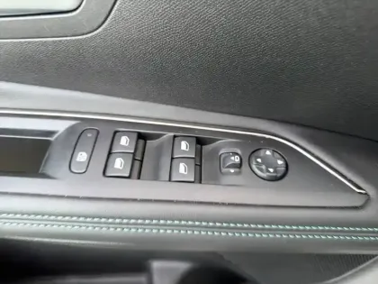 Photo 19 Peugeot 3008  BlueHDi 130ch S&S EAT8