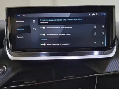 Photo 22 Peugeot 208  PureTech 100 S&S BVM6