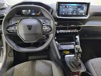 Photo 7 Peugeot 208  PureTech 100 S&S BVM6