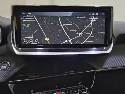 Photo 18 Peugeot 208  PureTech 100 S&S BVM6