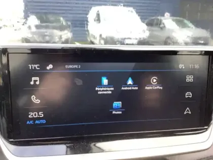 Photo 86 Peugeot 2008  Hybrid 145 e-DCS6