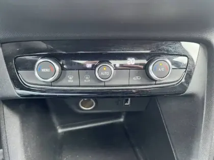 Photo 36 Opel Corsa  1.2 Turbo 100 ch BVM6