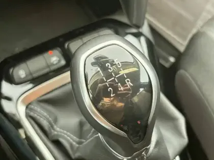 Photo 130 Opel Corsa  1.2 75 ch BVM5