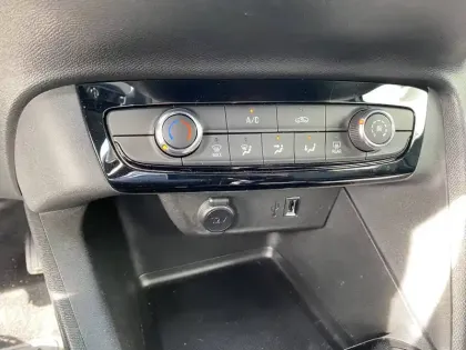 Photo 33 Opel Corsa  1.2 75 ch BVM5