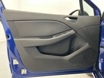 Photo 10 Renault Clio  Blue dCi 100