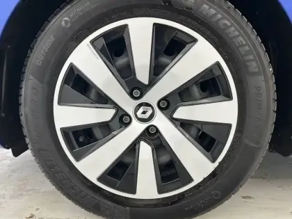 Photo 18 Renault Clio  Blue dCi 100