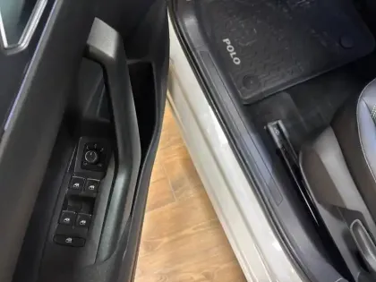 Photo 21 Volkswagen Polo  1.0 TSI 95 S&S BVM5