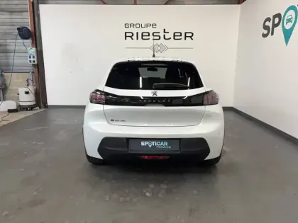 Photo 5 Peugeot 208  Electrique 50 kWh 136ch