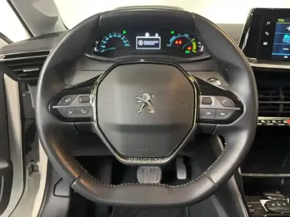 Photo 15 Peugeot 208  Electrique 50 kWh 136ch