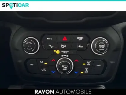 Photo 5 Jeep Renegade  1.3 Turbo T4 240 ch PHEV BVA6 4xe eAWD