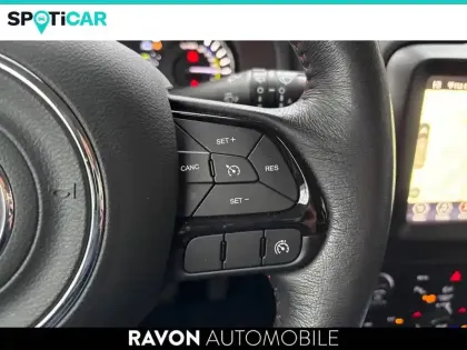 Photo 18 Jeep Renegade  1.3 Turbo T4 240 ch PHEV BVA6 4xe eAWD