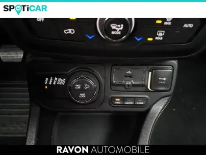 Photo 6 Jeep Renegade  1.3 Turbo T4 240 ch PHEV BVA6 4xe eAWD