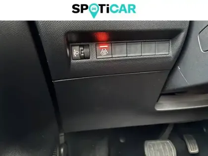Photo 21 Peugeot 208  Electrique 50 kWh 136ch