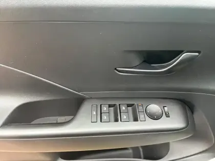 Photo 23 Hyundai Kona  Hybrid 141