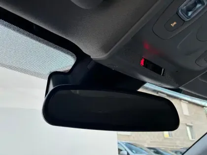 Photo 15 Renault Arkana  mild hybrid 140 EDC FAP - 22