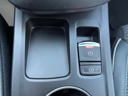 Photo 29 Renault Arkana  mild hybrid 140 EDC FAP - 22