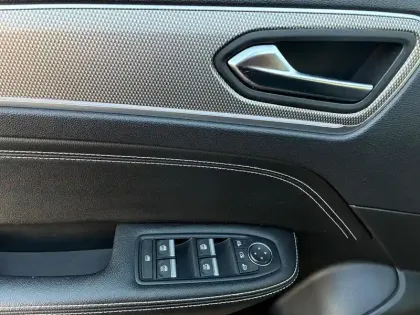 Photo 11 Renault Arkana  mild hybrid 140 EDC FAP - 22