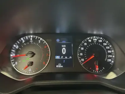 Photo 25 Renault Clio  TCe 100 GPL - 21