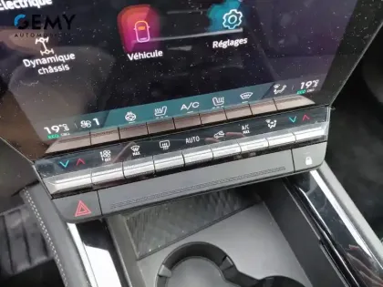 Photo 67 Renault Rafale  E-Tech full hybrid 200