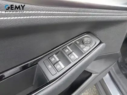 Photo 128 Renault Rafale  E-Tech full hybrid 200