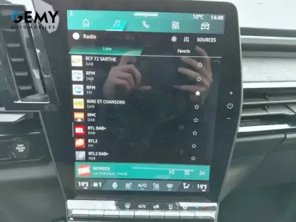 Photo 60 Renault Rafale  E-Tech full hybrid 200