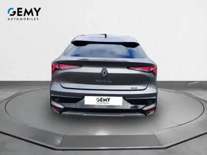 Photo 42 Renault Rafale  E-Tech full hybrid 200