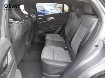 Photo 9 Renault Rafale  E-Tech full hybrid 200