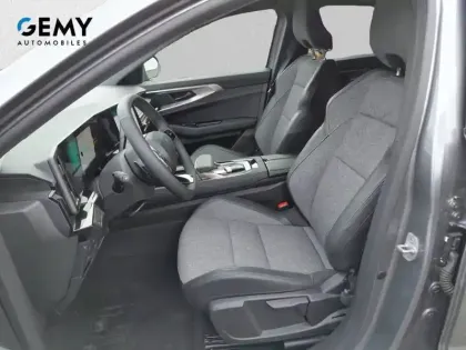 Photo 46 Renault Rafale  E-Tech full hybrid 200