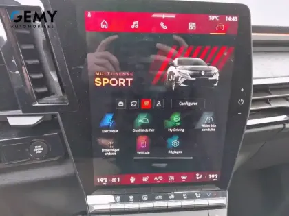 Photo 103 Renault Rafale  E-Tech full hybrid 200