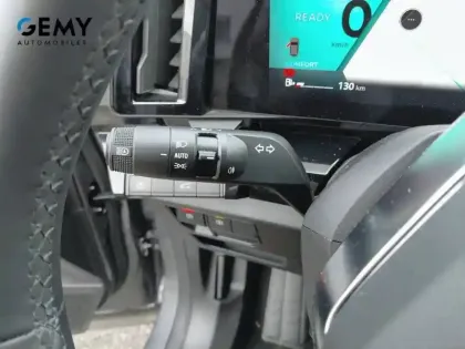 Photo 19 Renault Rafale  E-Tech full hybrid 200