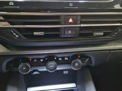 Photo 53 Citroën C5  X PureTech 130 S&S EAT8