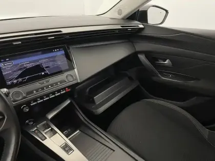 Photo 31 Peugeot 308  SW BlueHDi 130ch S&S EAT8