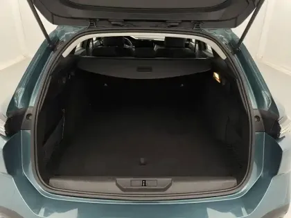 Photo 12 Peugeot 308  SW BlueHDi 130ch S&S EAT8