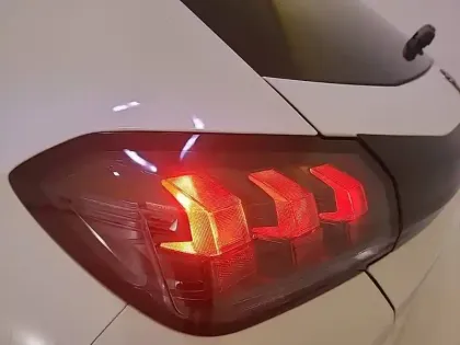 Photo 6 Peugeot 208  PureTech 100 S&S BVM6