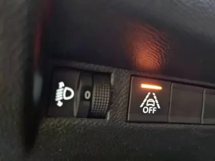 Photo 74 Peugeot 208  PureTech 75 S&S BVM5