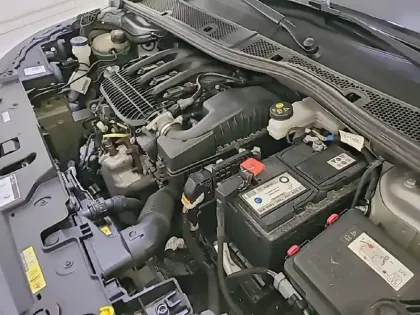 Photo 63 Peugeot 208  PureTech 75 S&S BVM5