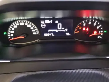 Photo 30 Peugeot 208  PureTech 75 S&S BVM5