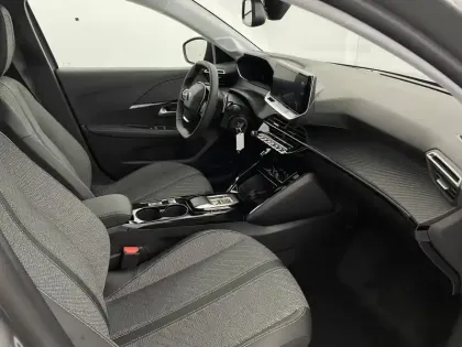 Photo 59 Peugeot 208  Hybrid 110 e-DCS6