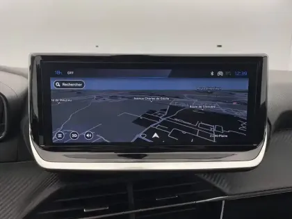 Photo 83 Peugeot 208  Hybrid 110 e-DCS6