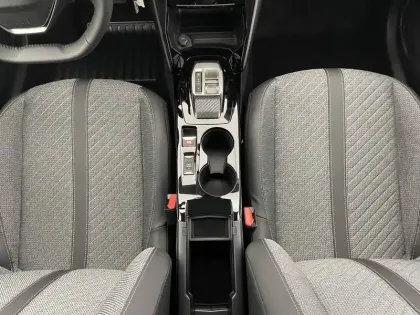 Photo 87 Peugeot 208  Hybrid 110 e-DCS6