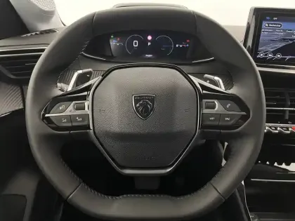 Photo 54 Peugeot 208  Hybrid 110 e-DCS6