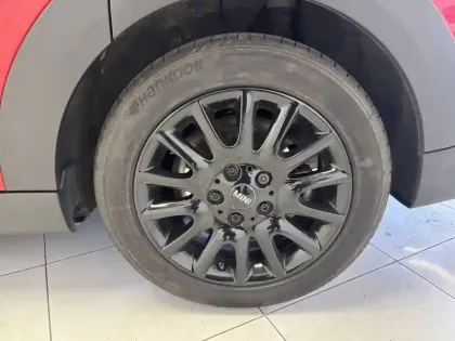 Photo 12 Mini Mini Hatch 5 Portes One 102 ch