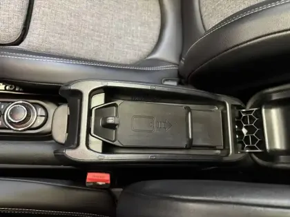 Photo 29 Mini Mini Hatch 5 Portes One 102 ch